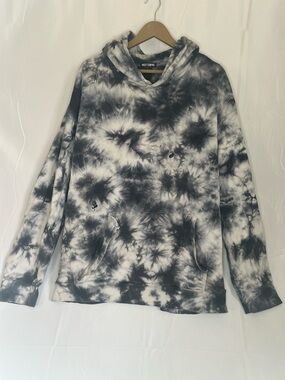 Hot Topic Men's Black & White Tie-Dye Crewneck Hoodie